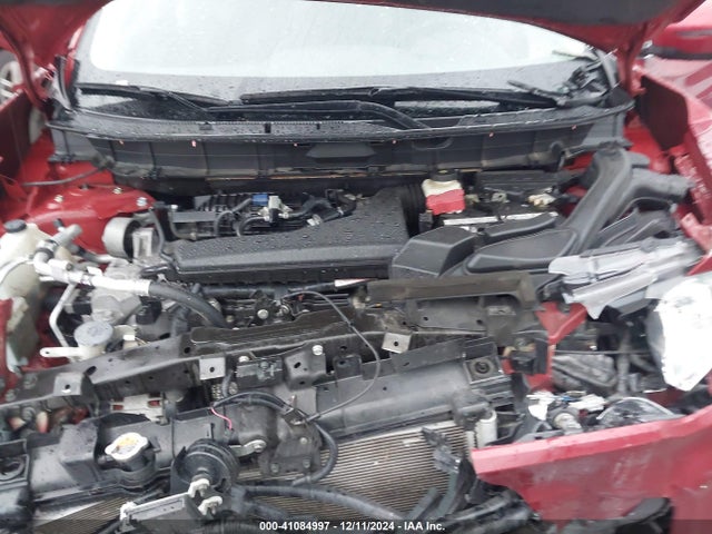 5N1AT2MT7JC810880 Nissan ROGUE SV