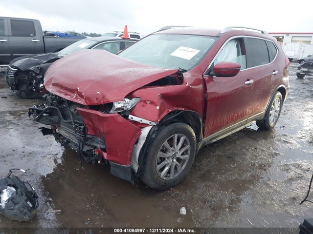 5N1AT2MT7JC810880 Nissan ROGUE SV