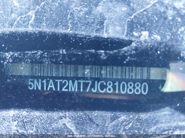 5N1AT2MT7JC810880 Nissan ROGUE SV