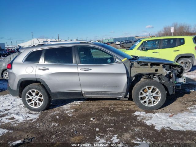 1C4PJMCB3FW550797 Jeep Cherokee Latitude