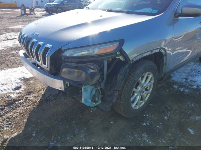 1C4PJMCB3FW550797 Jeep Cherokee Latitude