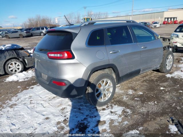 1C4PJMCB3FW550797 Jeep Cherokee Latitude