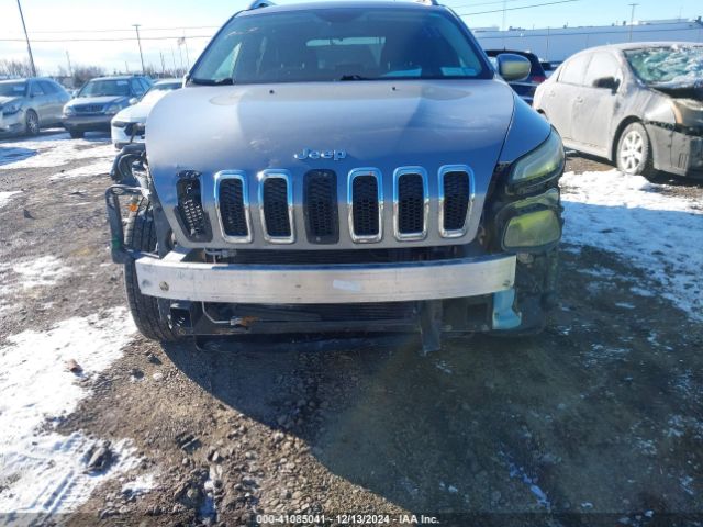 1C4PJMCB3FW550797 Jeep Cherokee Latitude
