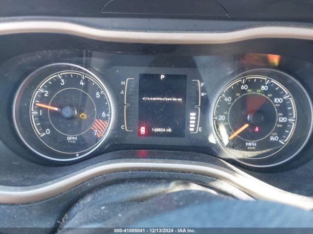 1C4PJMCB3FW550797 Jeep Cherokee Latitude