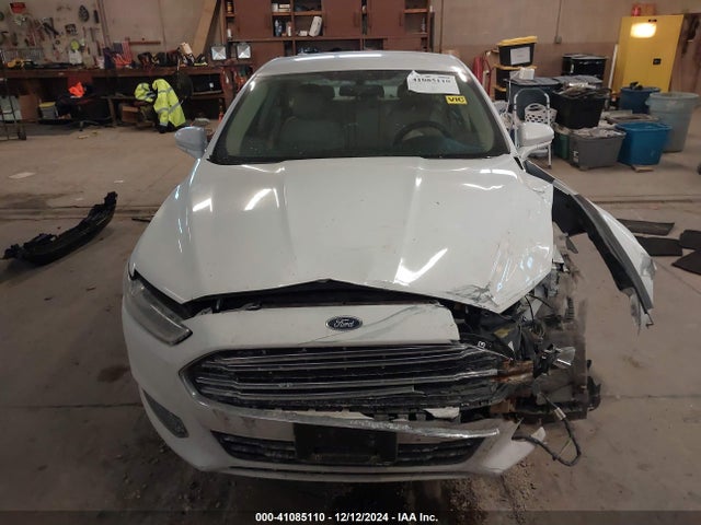 1FA6P0H73F5110615 Ford FUSION SE