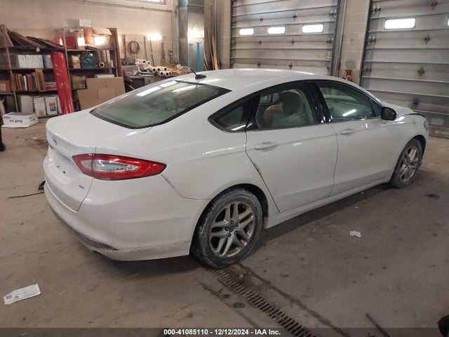 1FA6P0H73F5110615 Ford FUSION SE