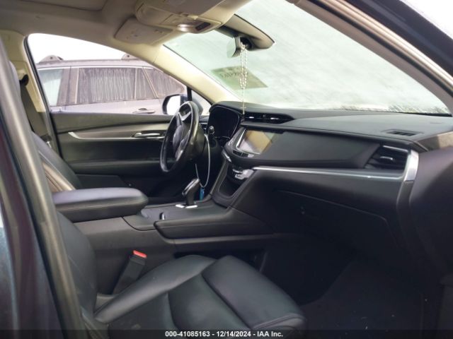 1GYKNCRS8JZ241473 Cadillac XT5 LUXURY
