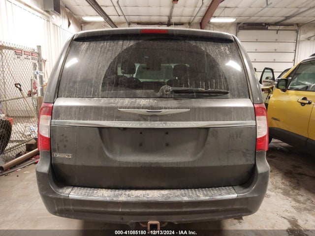 2C4RC1CG2GR150303 Chrysler Town & Country Touring-l Anniversary Edition