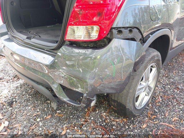 Chevrolet TRAX LS 2019 3GNCJKSB7KL220804 Image 6