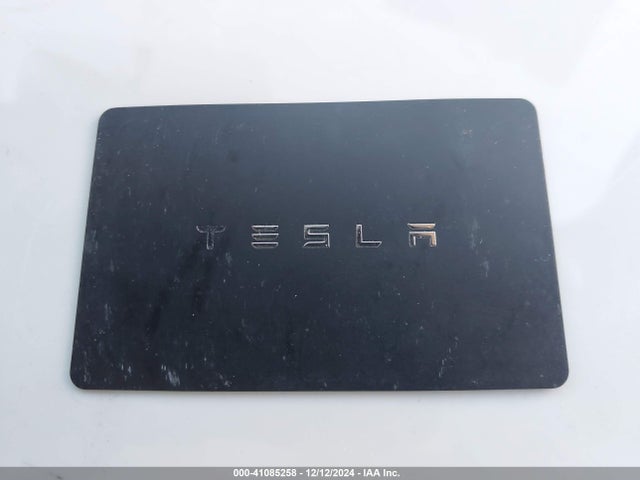 2018 TESLA MODEL 3 5YJ3E1EA2JF075999 Photo 10