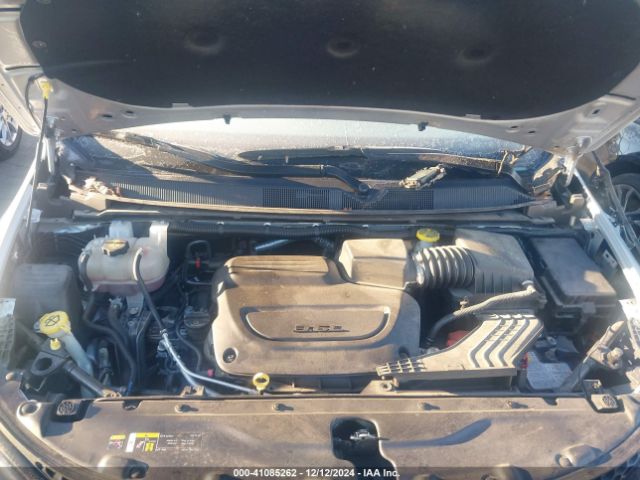 2C4RC1CG1PR520592 Chrysler Voyager Lx