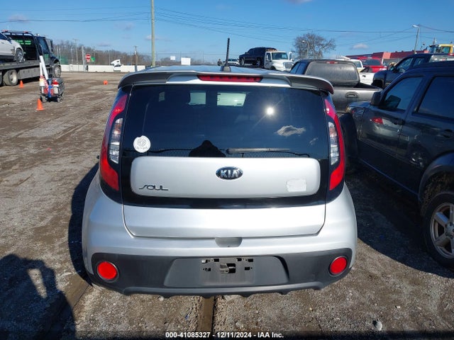 KIA Soul 2018 KNDJN2A2XJ7535587 Image 16