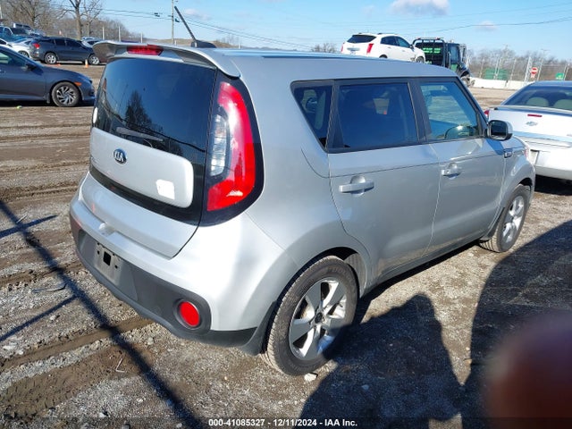 KIA Soul 2018 KNDJN2A2XJ7535587 Image 4