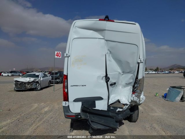 W1Y4DCHY1NT103043 Mercedes-Benz Sprinter 2500 High Roof I4 Diesel