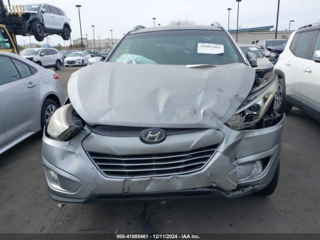 KM8JU3AG2FU962044 Hyundai TUCSON SE