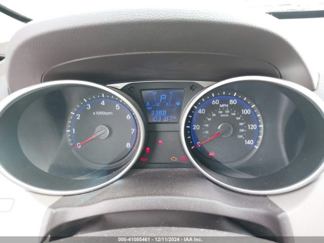 KM8JU3AG2FU962044 Hyundai TUCSON SE
