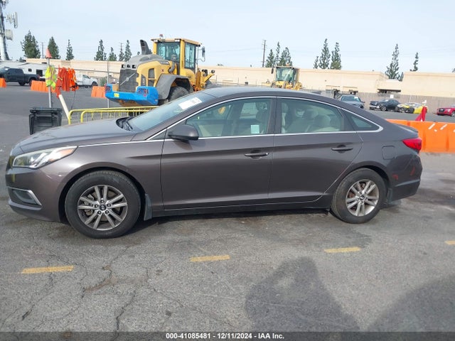 Продажа на аукционе авто 2016 Hyundai Sonata Se, vin: 5NPE24AF2GH378408, номер лота: 41085481