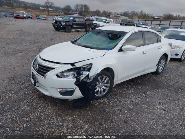 Nissan Altima 2.5 S 2014 1N4AL3APXEC275038 Image 2