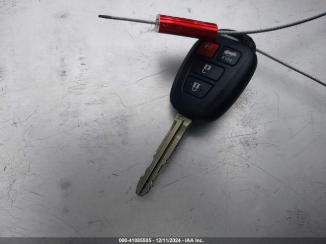 2T1BURHE3KC223837 Toyota COROLLA SE