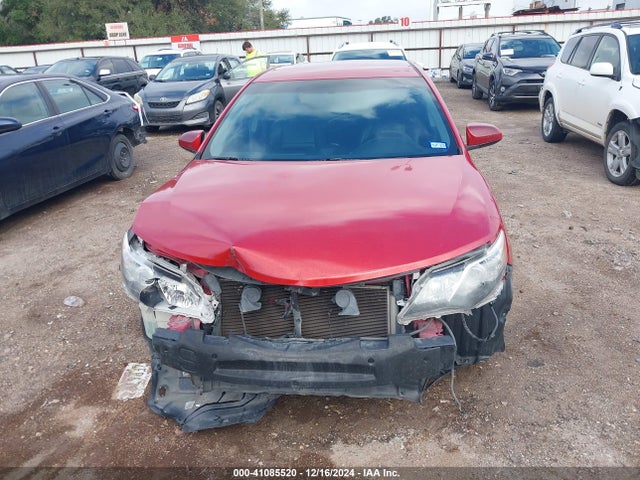 4T1BF1FK0EU731139 Toyota CAMRY SE