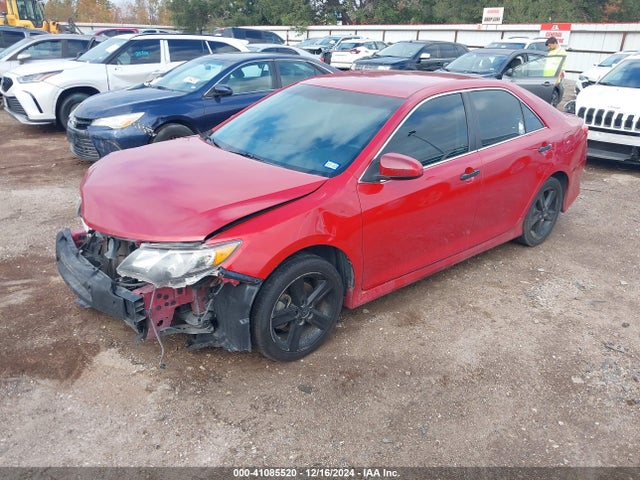 4T1BF1FK0EU731139 Toyota CAMRY SE