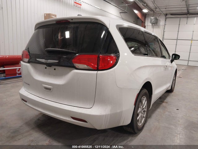2C4RC1CG3PR533988 Chrysler Voyager Lx