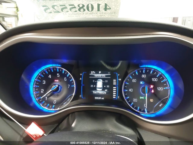 2C4RC1CG3PR533988 Chrysler Voyager Lx