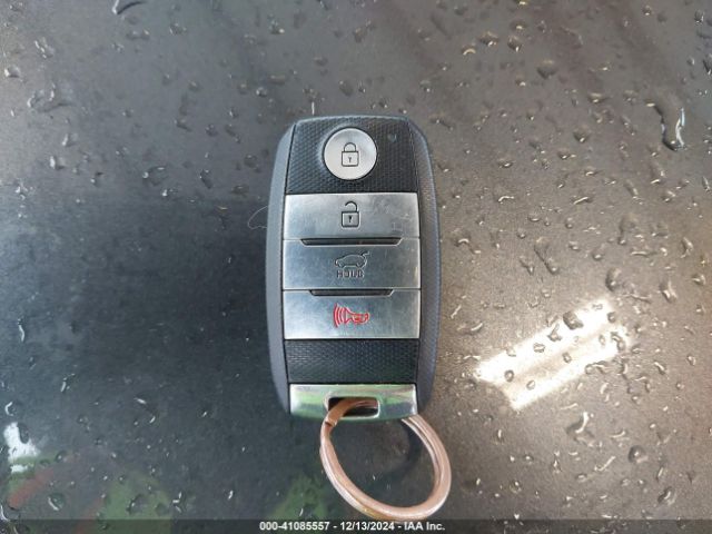 KNDCB3LC1K5349334 KIA NIRO LX