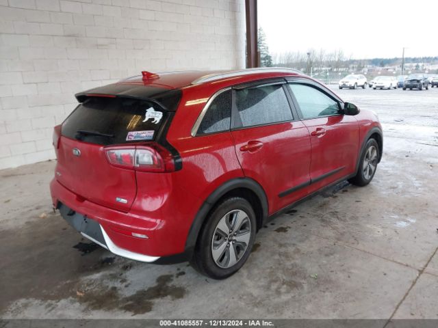 KNDCB3LC1K5349334 KIA NIRO LX