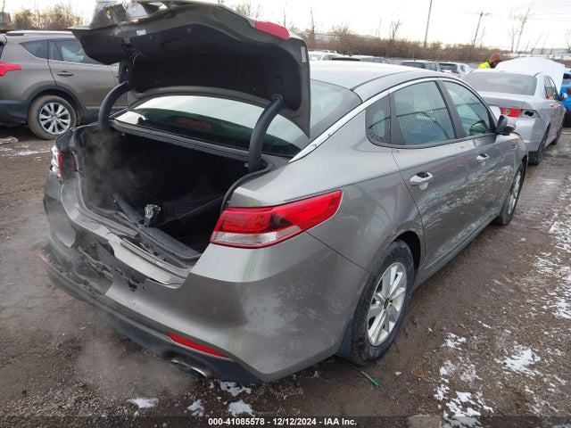 KIA Optima Lx 2018 5XXGT4L37JG191662 Image 4