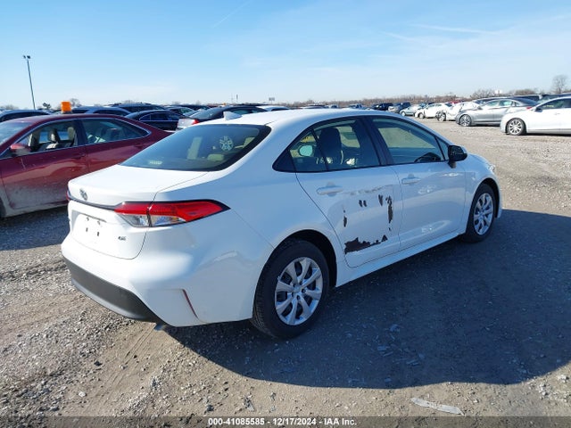 Toyota COROLLA LE 2024 JTDB4MEE3RJ014376 Image 4