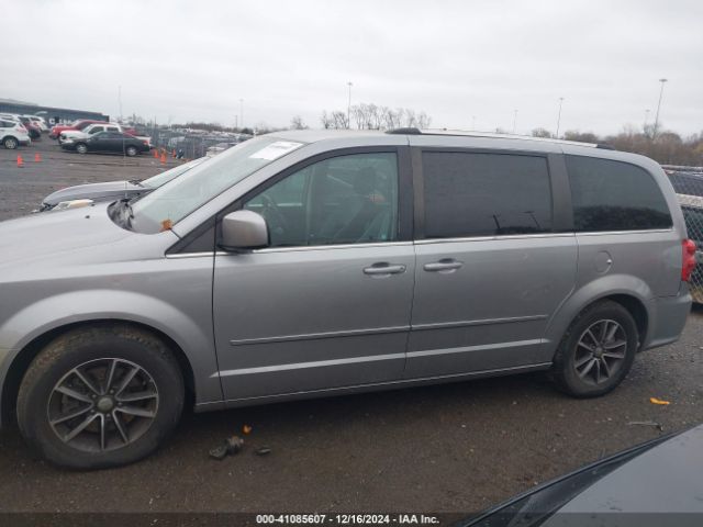 2C4RDGCG1HR624470 Dodge Grand Caravan Sxt