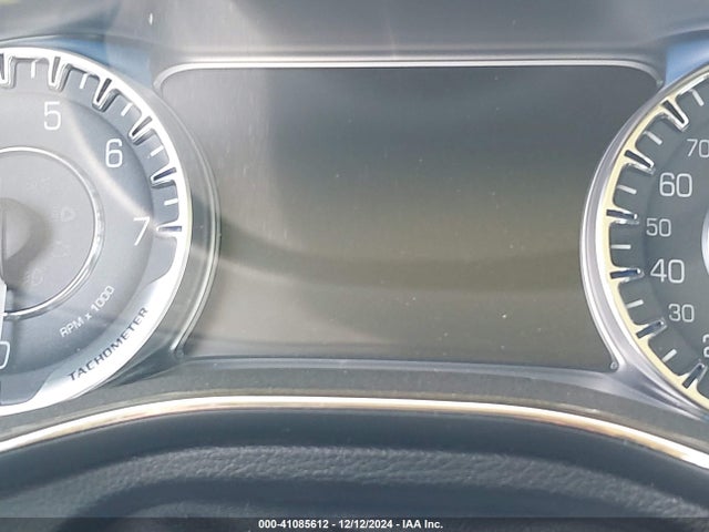 1C3CCCCG4FN646351 Chrysler 200 C