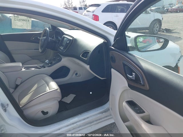 1C3CCCCG4FN646351 Chrysler 200 C
