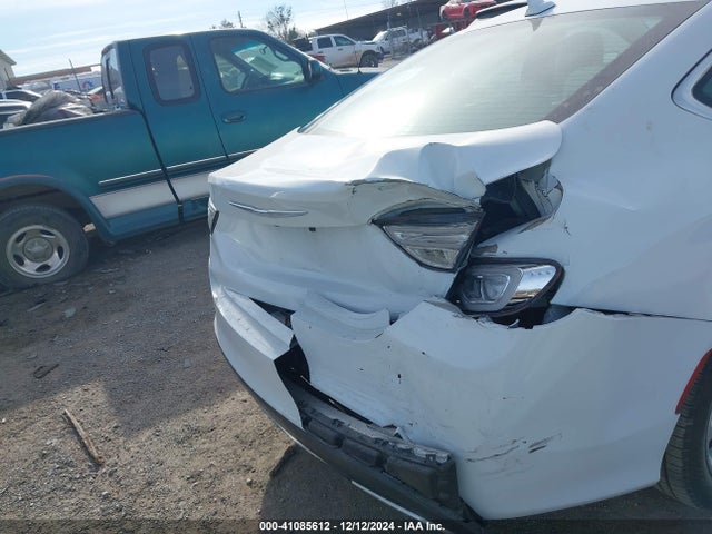 1C3CCCCG4FN646351 Chrysler 200 C