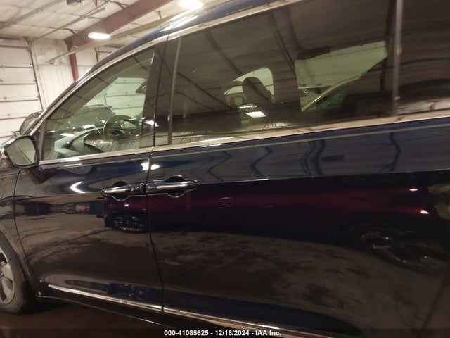2C4RC1N78JR111932 Chrysler Pacifica Hybrid Limited