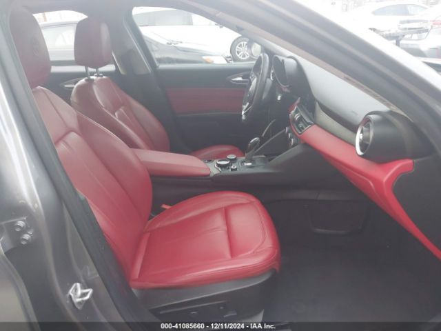 ZARFAECN9J7578771 Alfa Romeo Giulia Ti Rwd