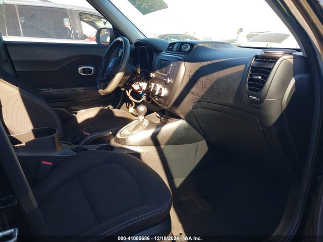 KIA Soul 2018 KNDJN2A28J7892217 Image 5