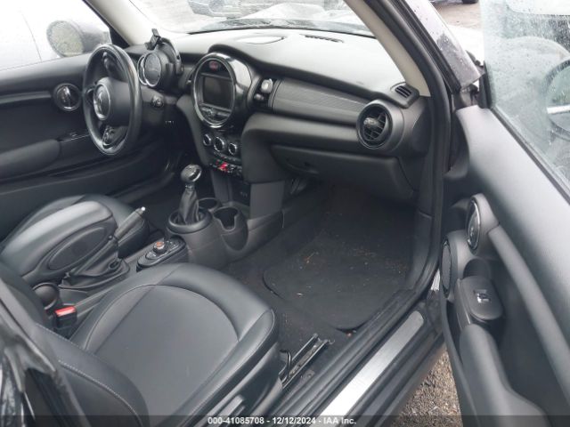 WMWXP5C36H3C64024 Mini Hardtop Cooper