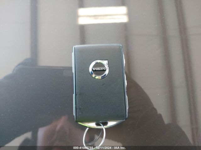 YV4H60DM9R1918462 Volvo Xc60 Recharge Plug-in Hybrid T8 Ultimate Dark Theme