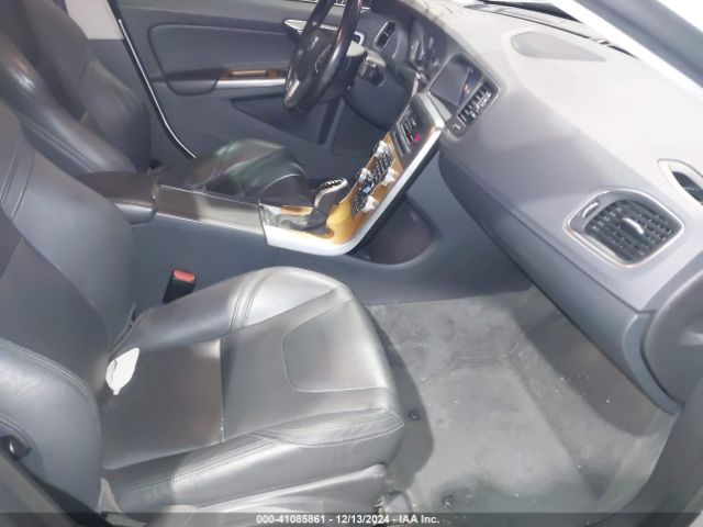 LYV402TM3HB153918 Volvo S60 Inscription T5 Platinum