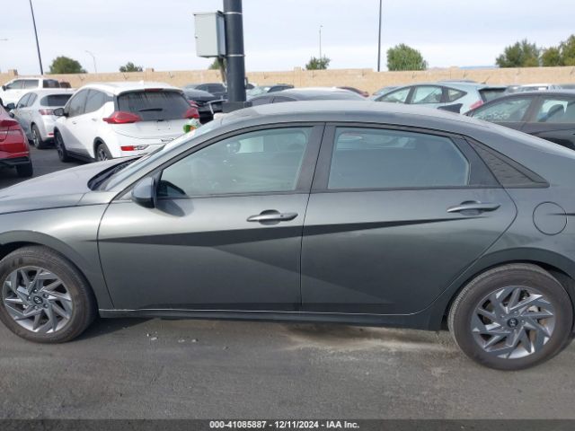 KMHLM4DG4RU761180 Hyundai ELANTRA SEL