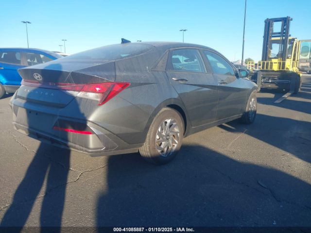 KMHLM4DG4RU761180 Hyundai ELANTRA SEL