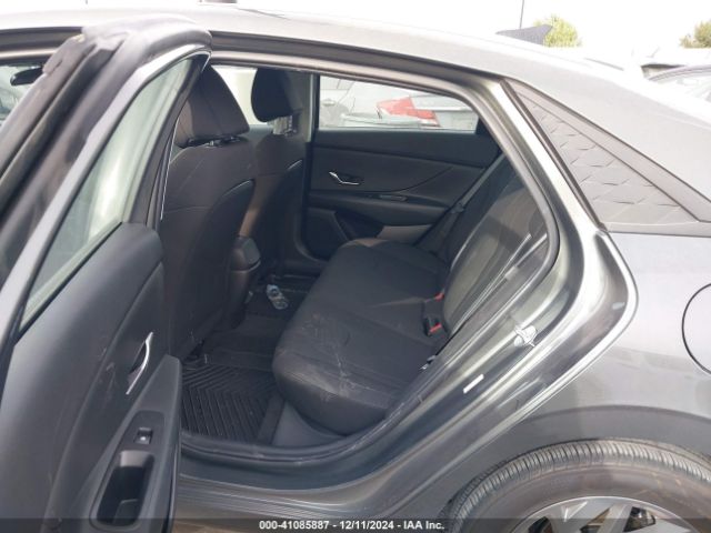 KMHLM4DG4RU761180 Hyundai ELANTRA SEL