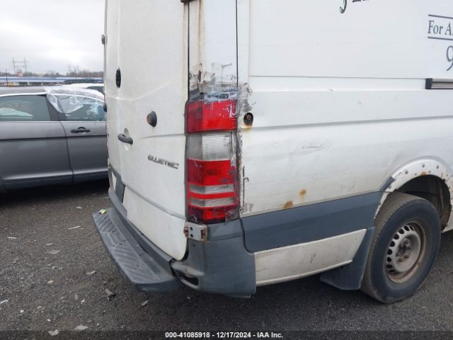 WD3PE8DD9GP302961 Mercedes-Benz Sprinter 2500 High  Roof/high Roof