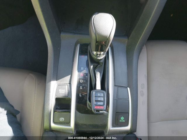 2HGFC2F55JH530267 Honda Civic Lx