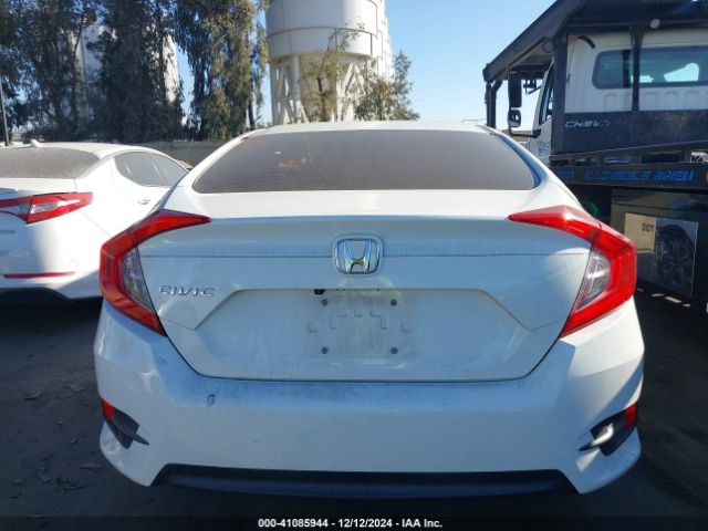 2HGFC2F55JH530267 Honda Civic Lx
