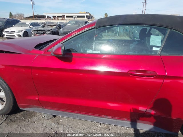 Ford Mustang Ecoboost 2019 1FATP8UH0K5153061 Image 15
