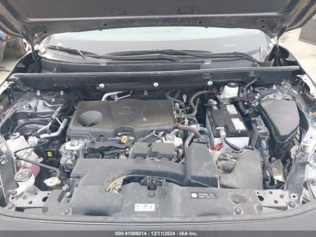 2T3C1RFV4NC192111 Toyota Rav4 Xle Premium
