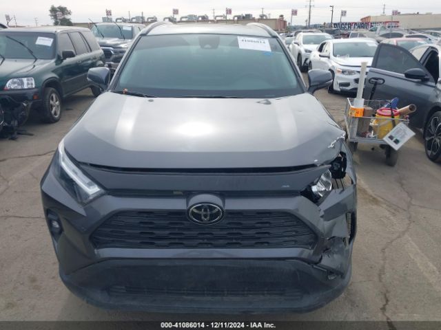 2T3C1RFV4NC192111 Toyota Rav4 Xle Premium
